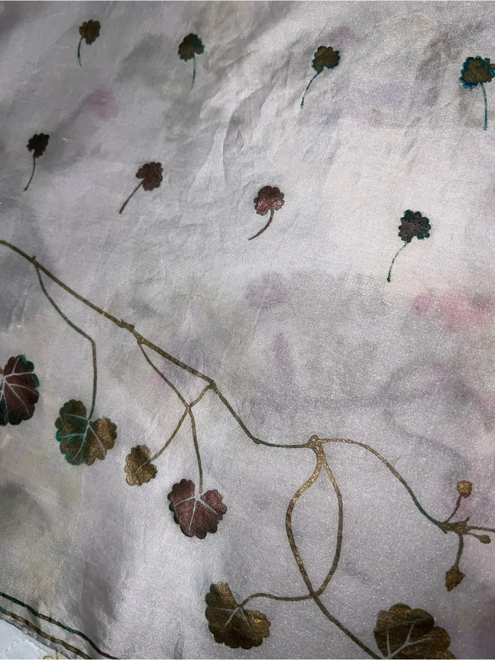 Vintage Scarves by Vera Pure Silk Scarf Ivy Leaf Border Hand Rolled ~30" Square - Picture 10 of 10